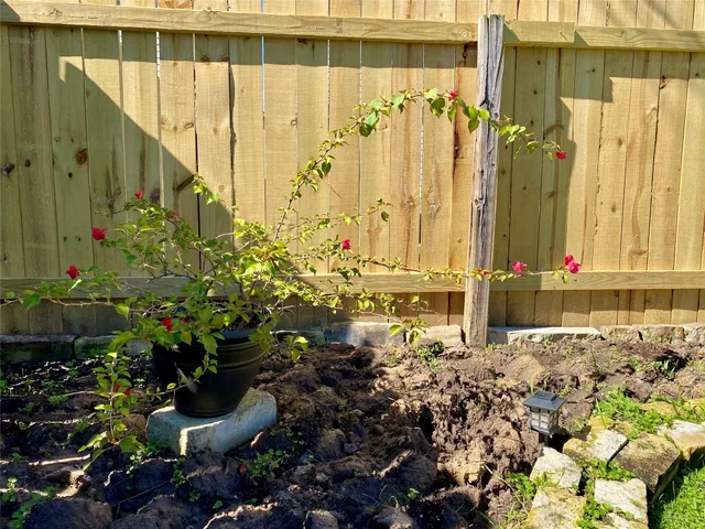 $2,400 | 2827 Mustang Hill Lane, Katy, TX 77449