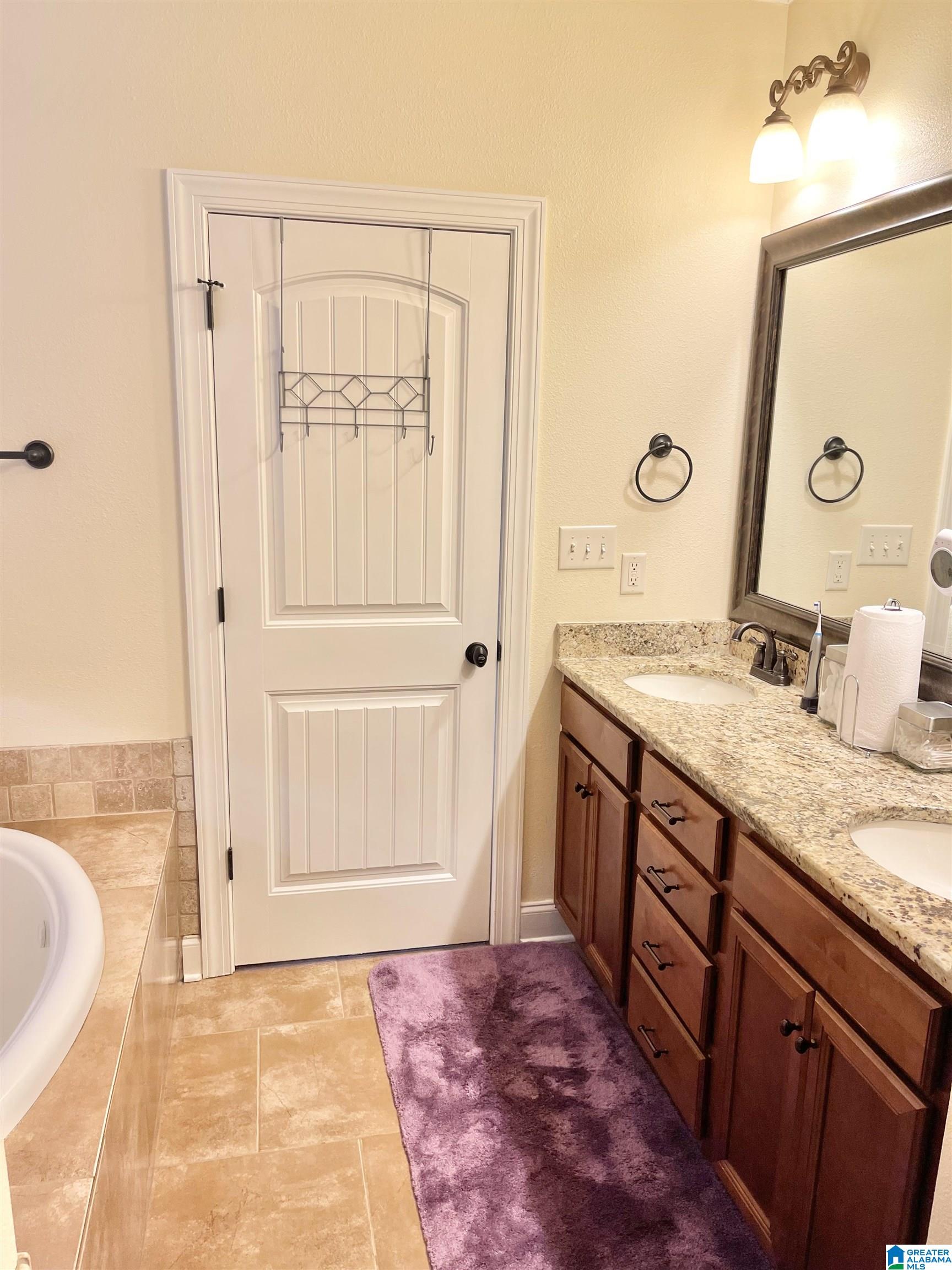265 Strathaven Lane Pelham, AL 35124 - Photo 11 of 18