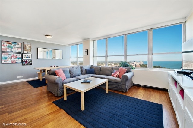 655 West Irving Park Road, Unit 5504 Chicago, IL 60613 - Photo 3 of 20