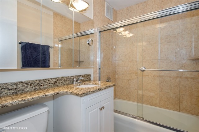 655 West Irving Park Road, Unit 5504 Chicago, IL 60613 - Photo 10 of 20