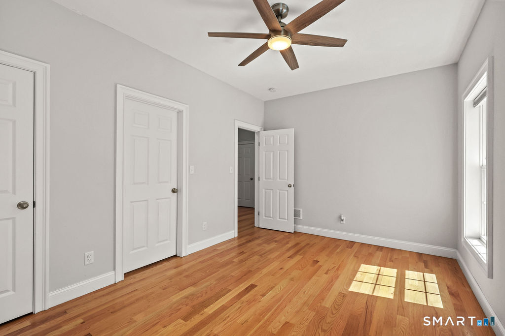 359 Hammertown Road Monroe, CT 06468 - Photo 14 of 40