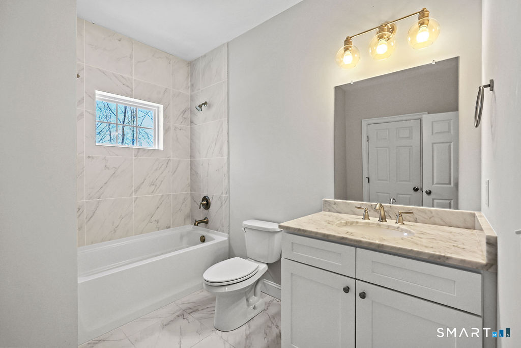 359 Hammertown Road Monroe, CT 06468 - Photo 15 of 40