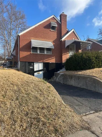 $129,900 | 6915 Edison Avenue, Velda City, MO 63121