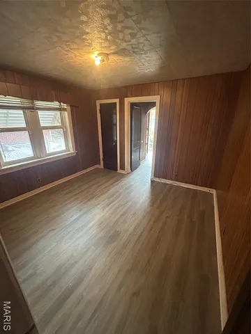 $129,900 | 6915 Edison Avenue, Velda City, MO 63121