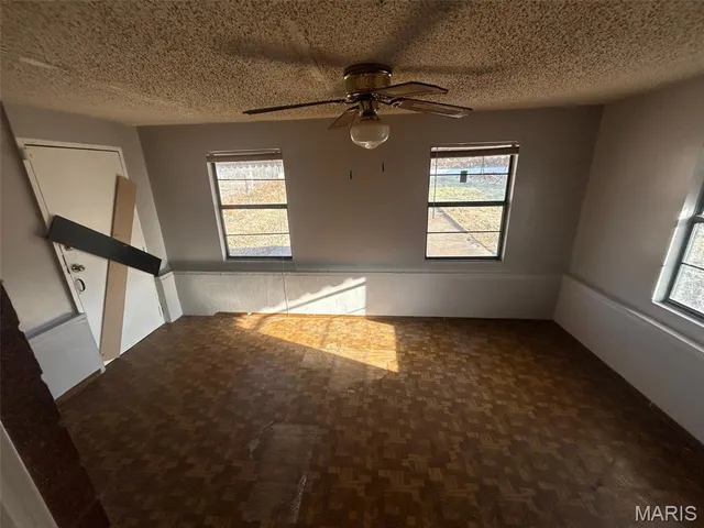 $129,900 | 6915 Edison Avenue, Velda City, MO 63121