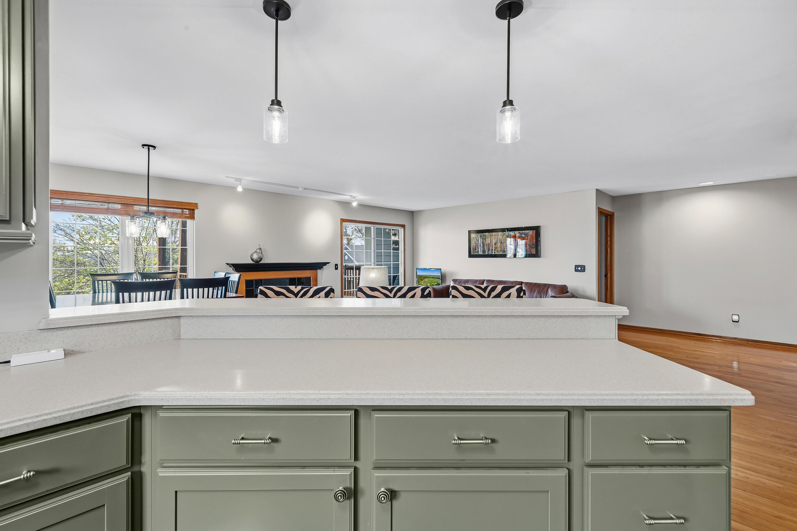 1079 Lakeland Way, Unit 930 Geneva, WI 53147 - Photo 32 of 71 Ktchen