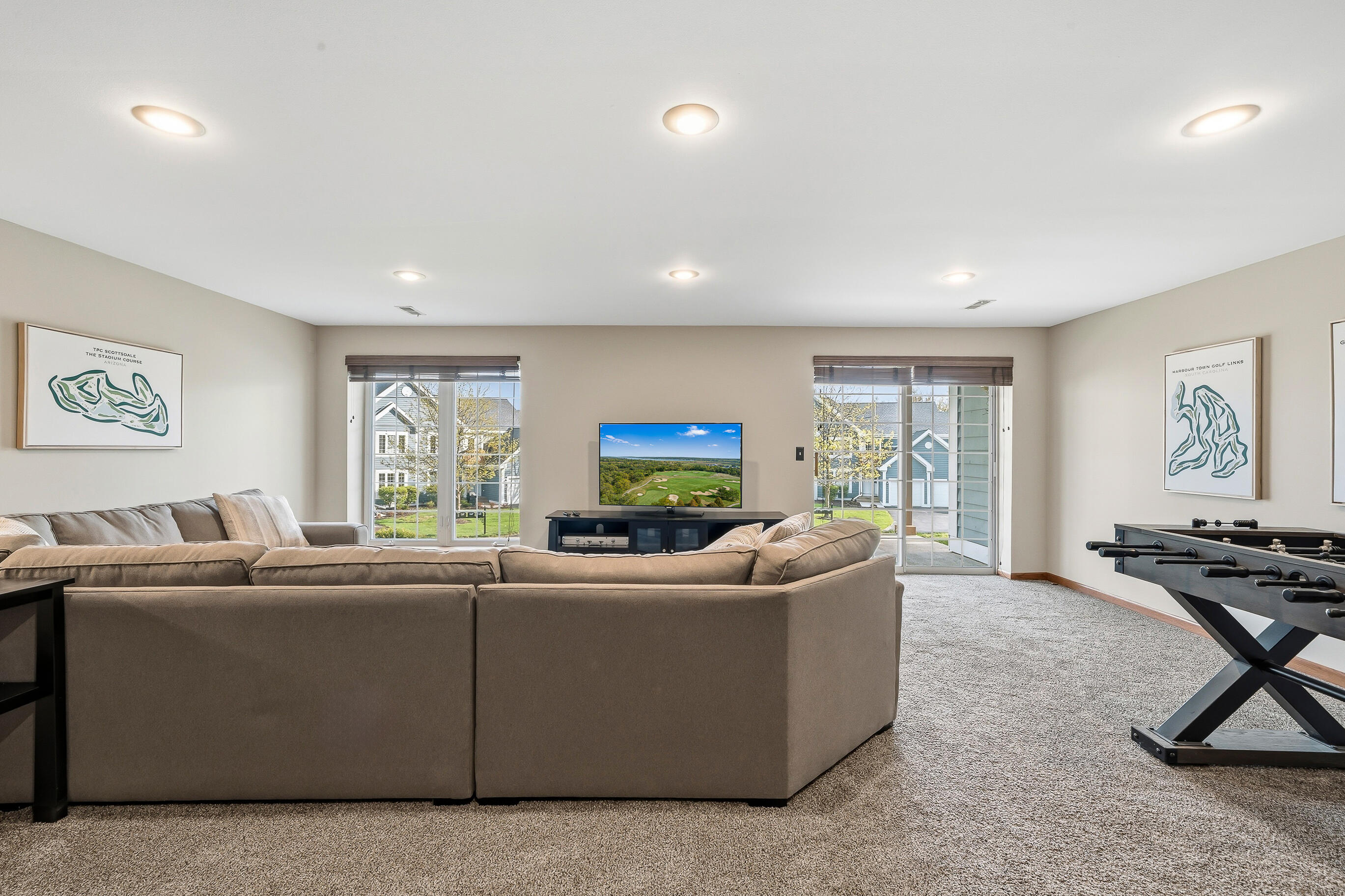1079 Lakeland Way, Unit 930 Geneva, WI 53147 - Photo 52 of 71 Great light