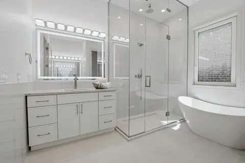 $2,475,000 | 4442 North Greenview Avenue, Chicago, IL 60640