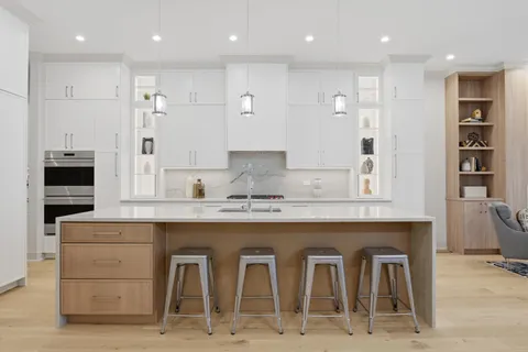 $2,475,000 | 4442 North Greenview Avenue, Chicago, IL 60640