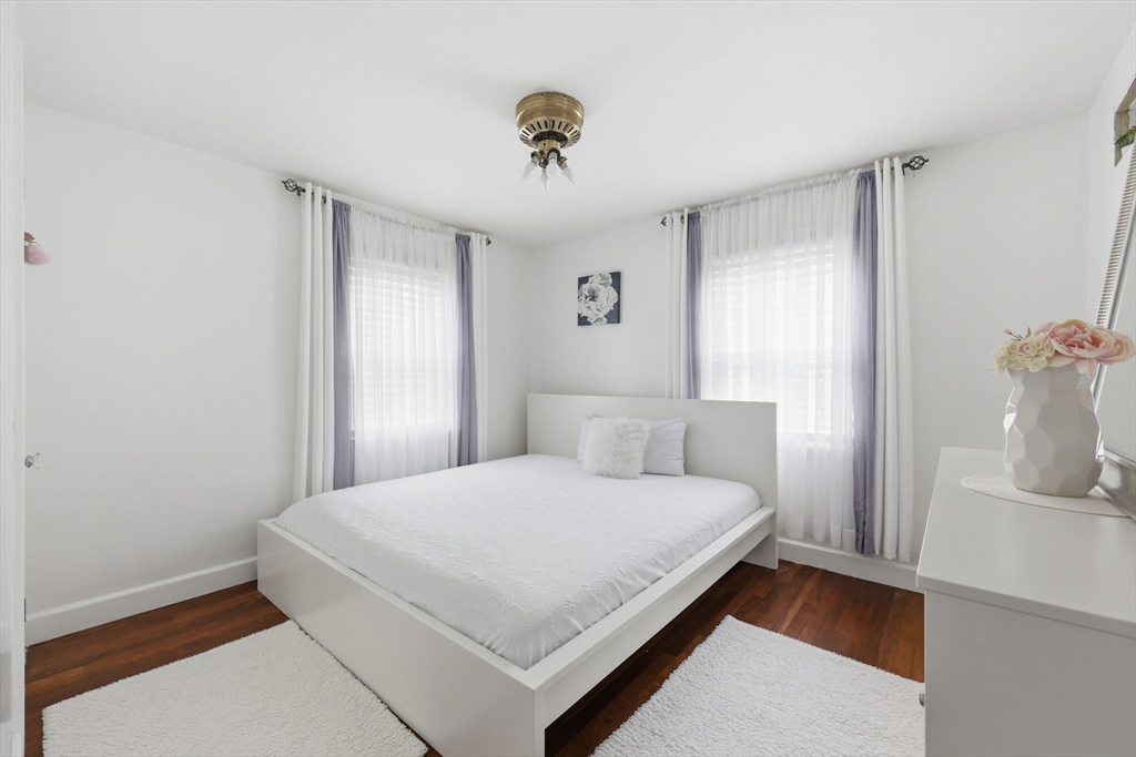 63 Fordham Street Springfield, MA 01104 - Photo 15 of 39