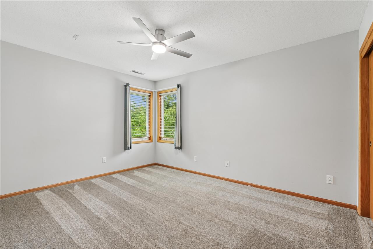 1013 Chesterfield Road Cedar Rapids, IA 52402 - Photo 17 of 39 Gallery Image 17