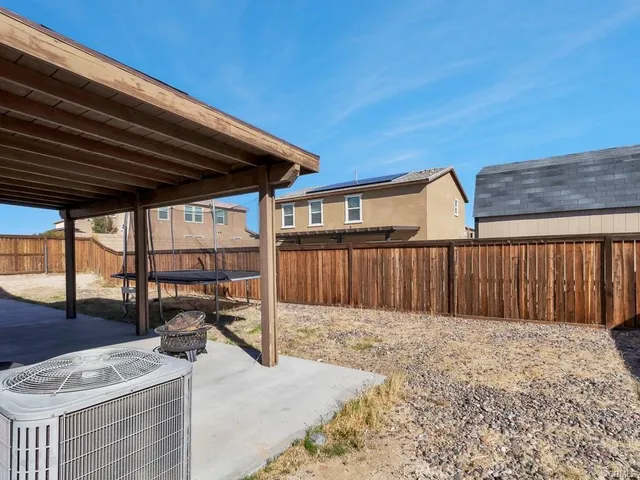 $498,999 | 15128 Colville Court, Victorville, CA 92394