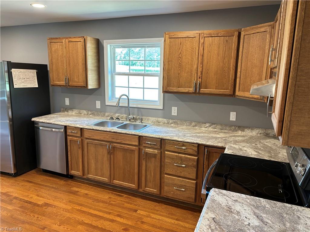 1993 Cook School Road Pilot Mountain, NC 27041 - Photo 4 of 14