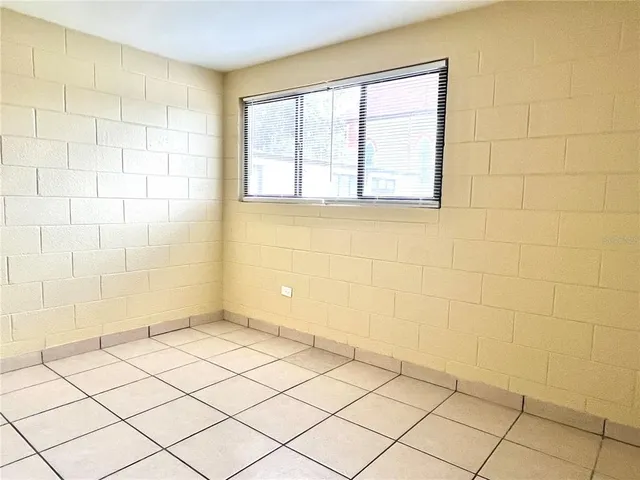 $1,050 | 706 South Doctor Martin Luther King Junior Boulevard, Unit 6, Daytona Beach, FL 32114