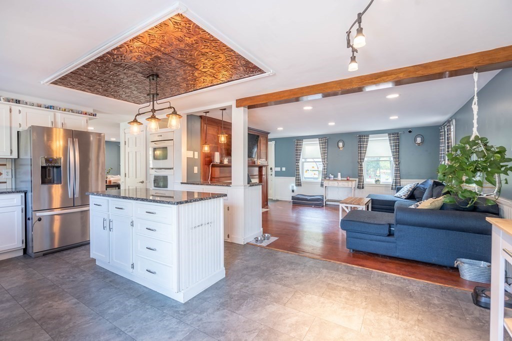 255 Eastford Road Southbridge, MA 01550 - Photo 11 of 42 Gallery Image 11