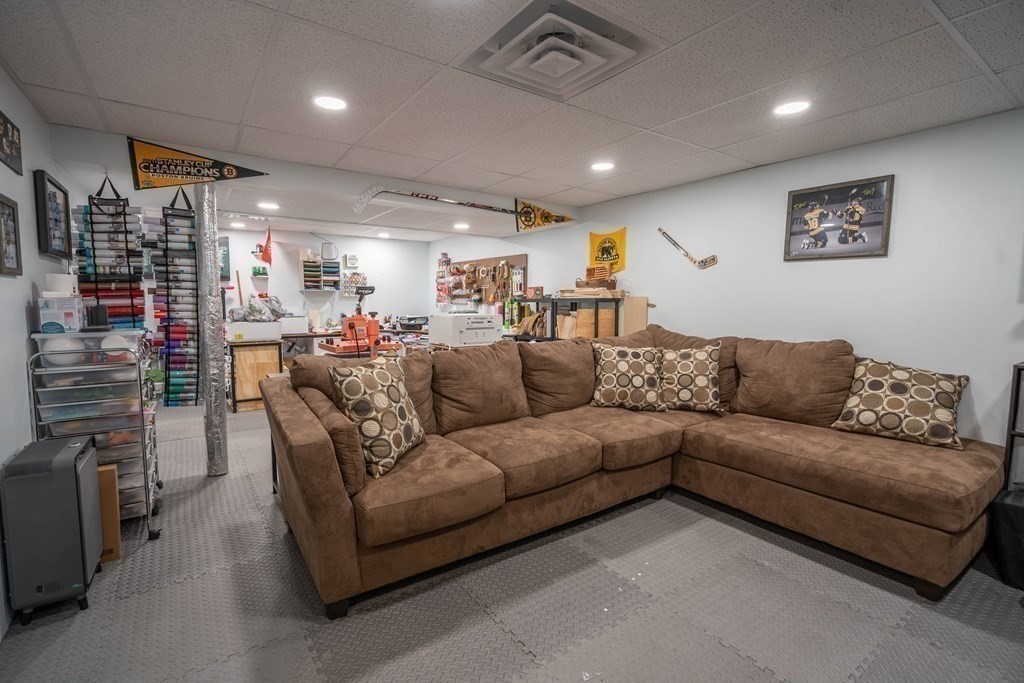 255 Eastford Road Southbridge, MA 01550 - Photo 31 of 42 Gallery Image 31
