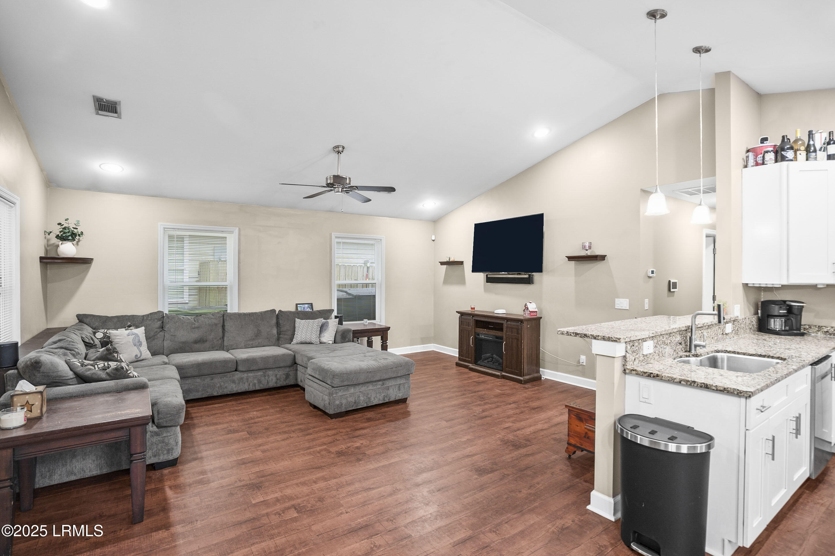 1314 State Rd S-7-504 Beaufort, SC 29902 - Photo 2 of 26 2