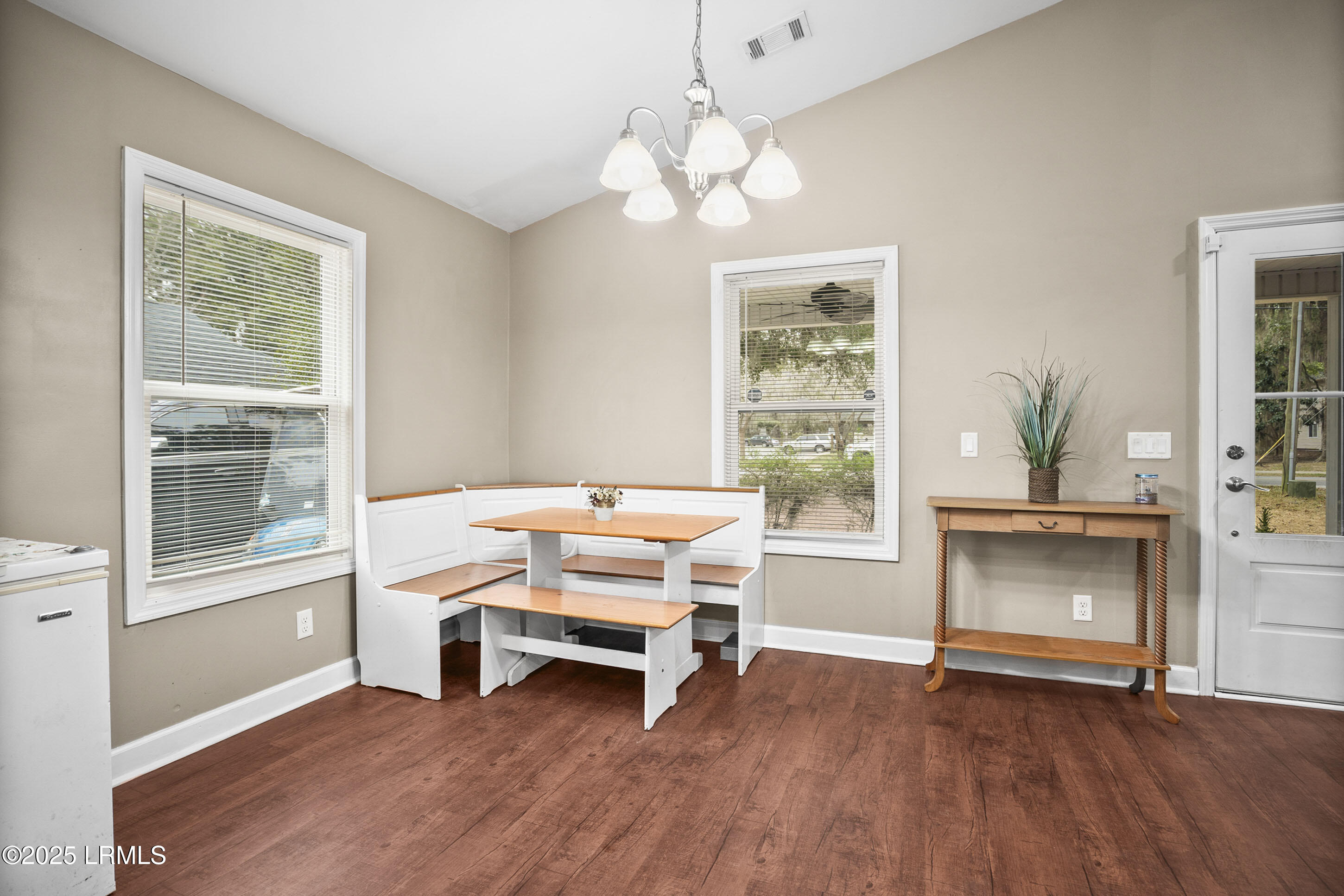 1314 State Rd S-7-504 Beaufort, SC 29902 - Photo 7 of 26 7
