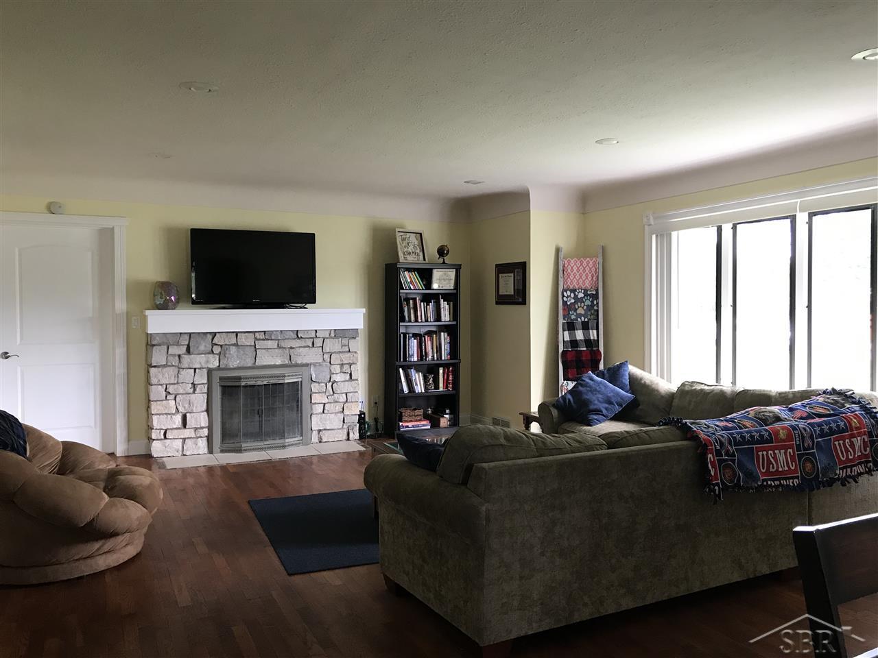 1416 North Center Road Saginaw, MI 48638 - Photo 12 of 55 31383611-11.JPG
