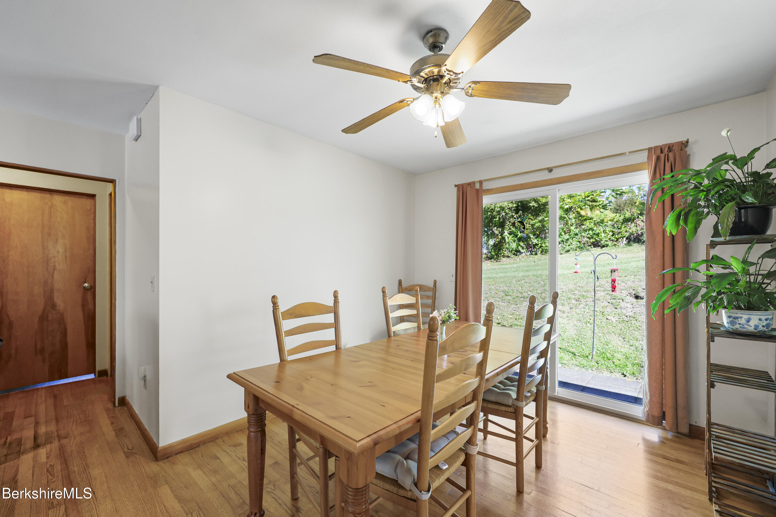 27 2nd Street Adams, MA 01220 - Photo 6 of 27 Dining Room