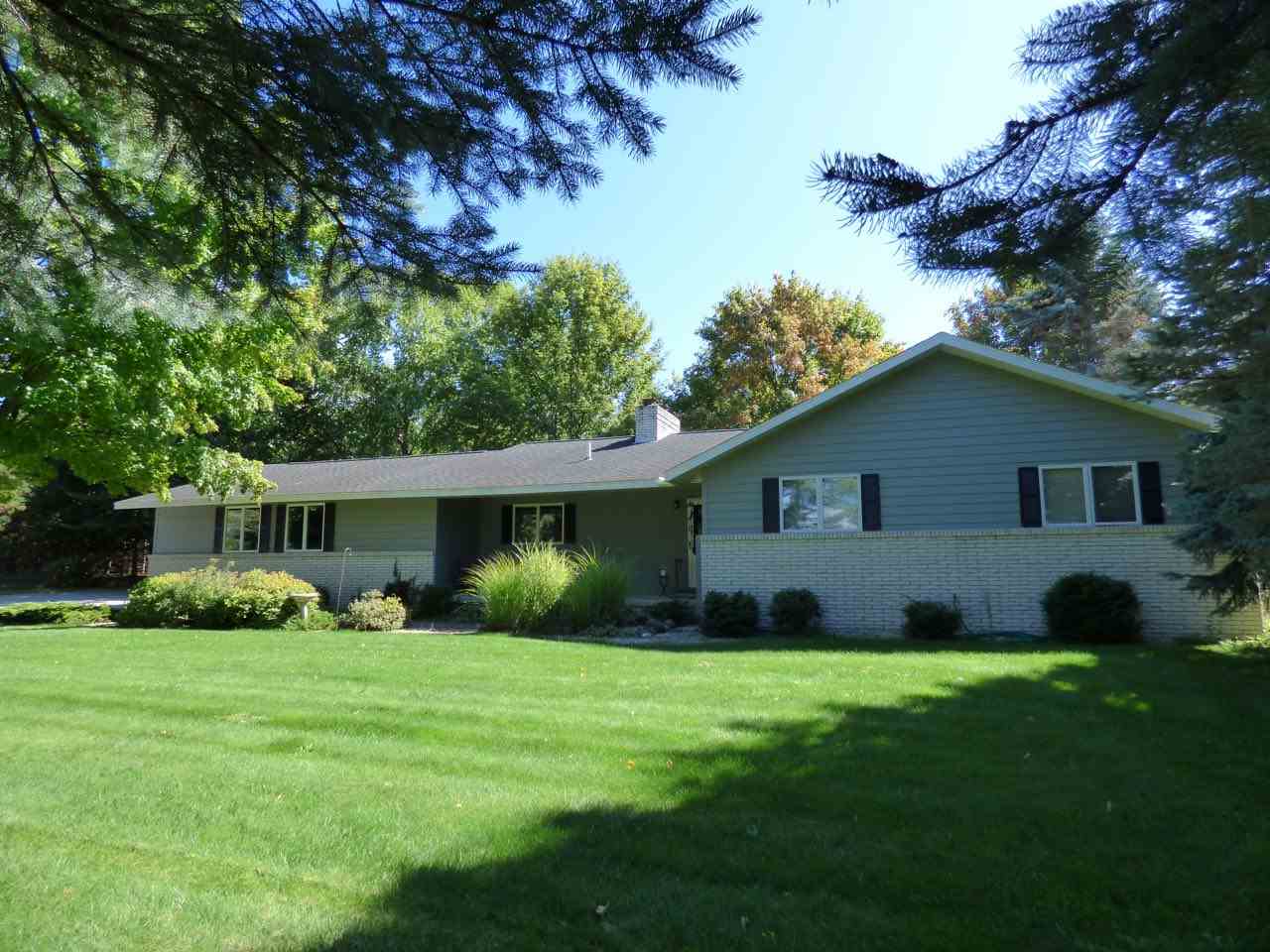8771 Lynn Road Bellaire, MI 49615 - Photo 2 of 68 1867158-1.JPG