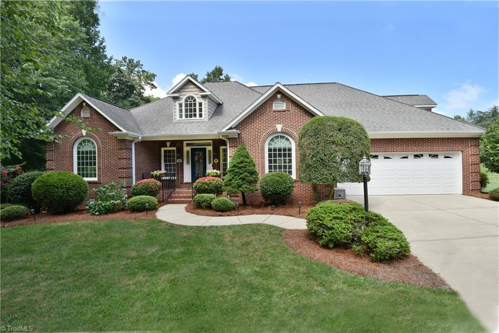 4420 Cotswold Road Pfafftown, NC 27040 - Photo 1 of 49 Gallery Image 1