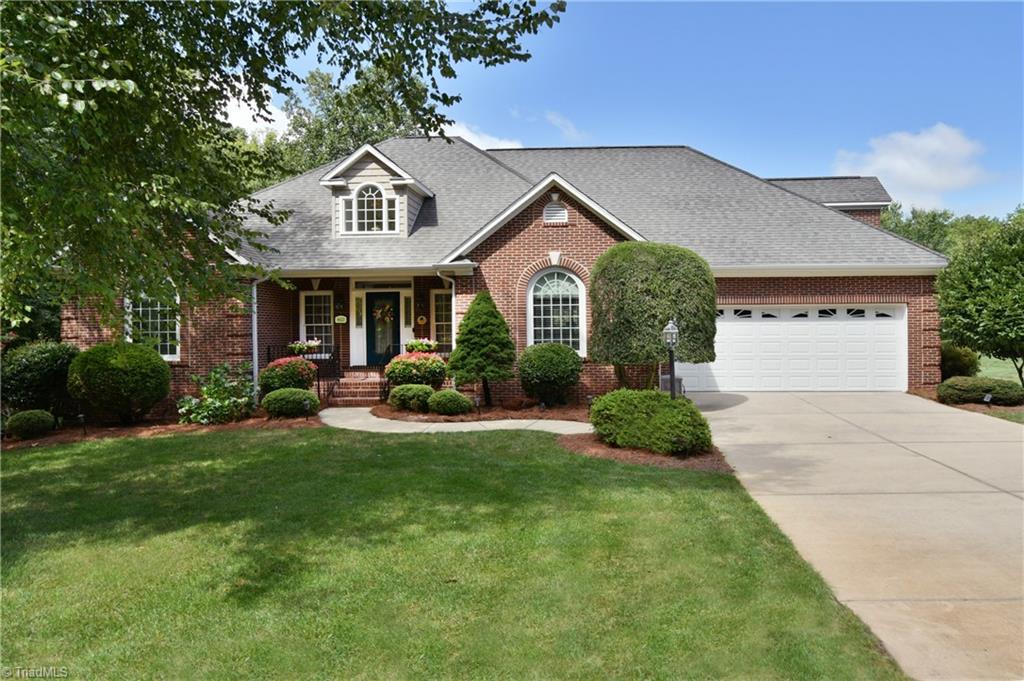 4420 Cotswold Road Pfafftown, NC 27040 - Photo 2 of 49 Gallery Image 2