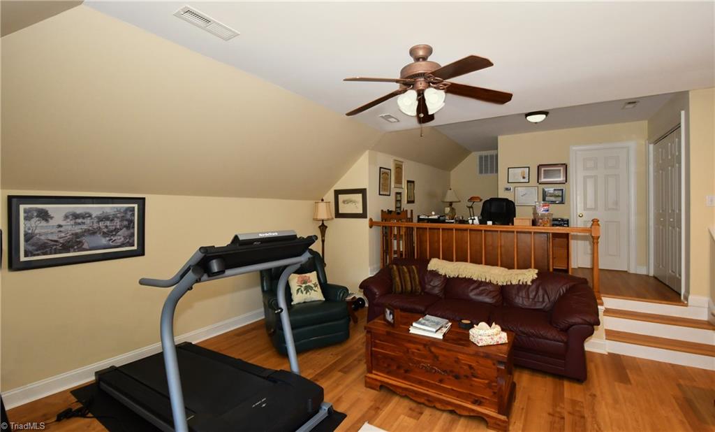 4420 Cotswold Road Pfafftown, NC 27040 - Photo 22 of 49 Gallery Image 22