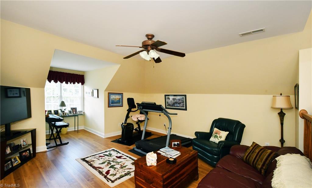 4420 Cotswold Road Pfafftown, NC 27040 - Photo 23 of 49 Gallery Image 23