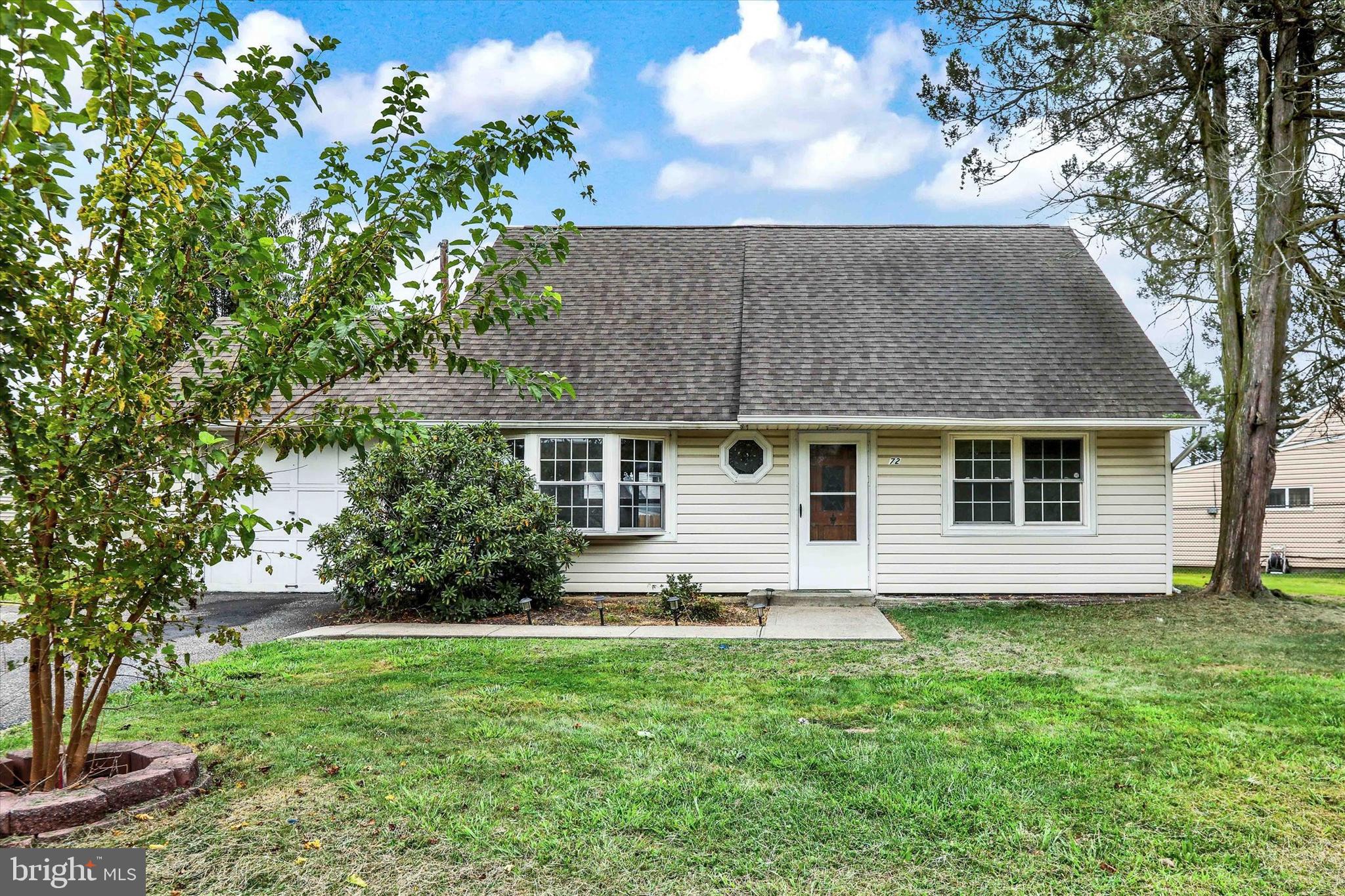 72 Plumtree Road Levittown, PA 19056 - Photo 1 of 31 Gallery Image 1