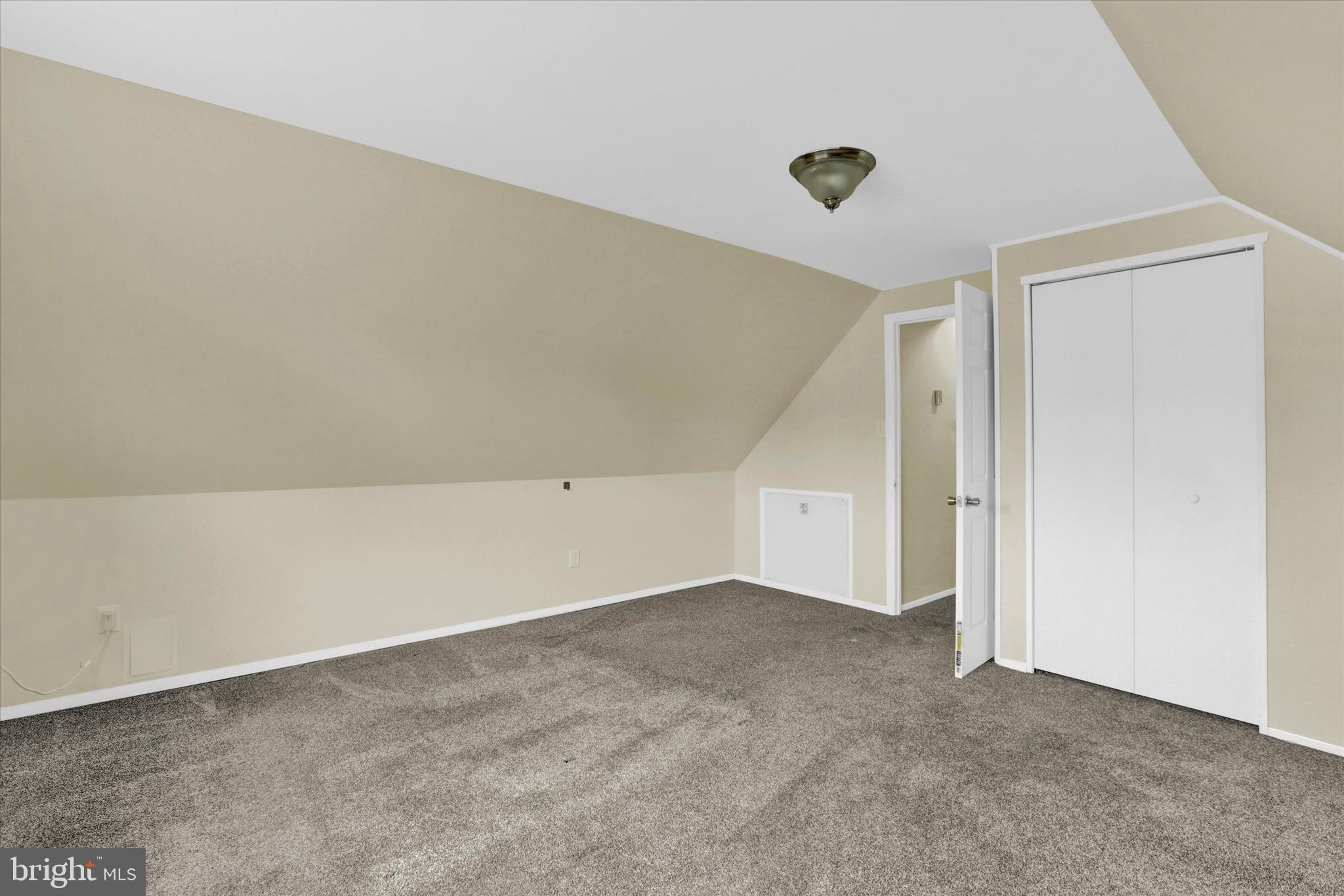 72 Plumtree Road Levittown, PA 19056 - Photo 26 of 31 Gallery Image 26