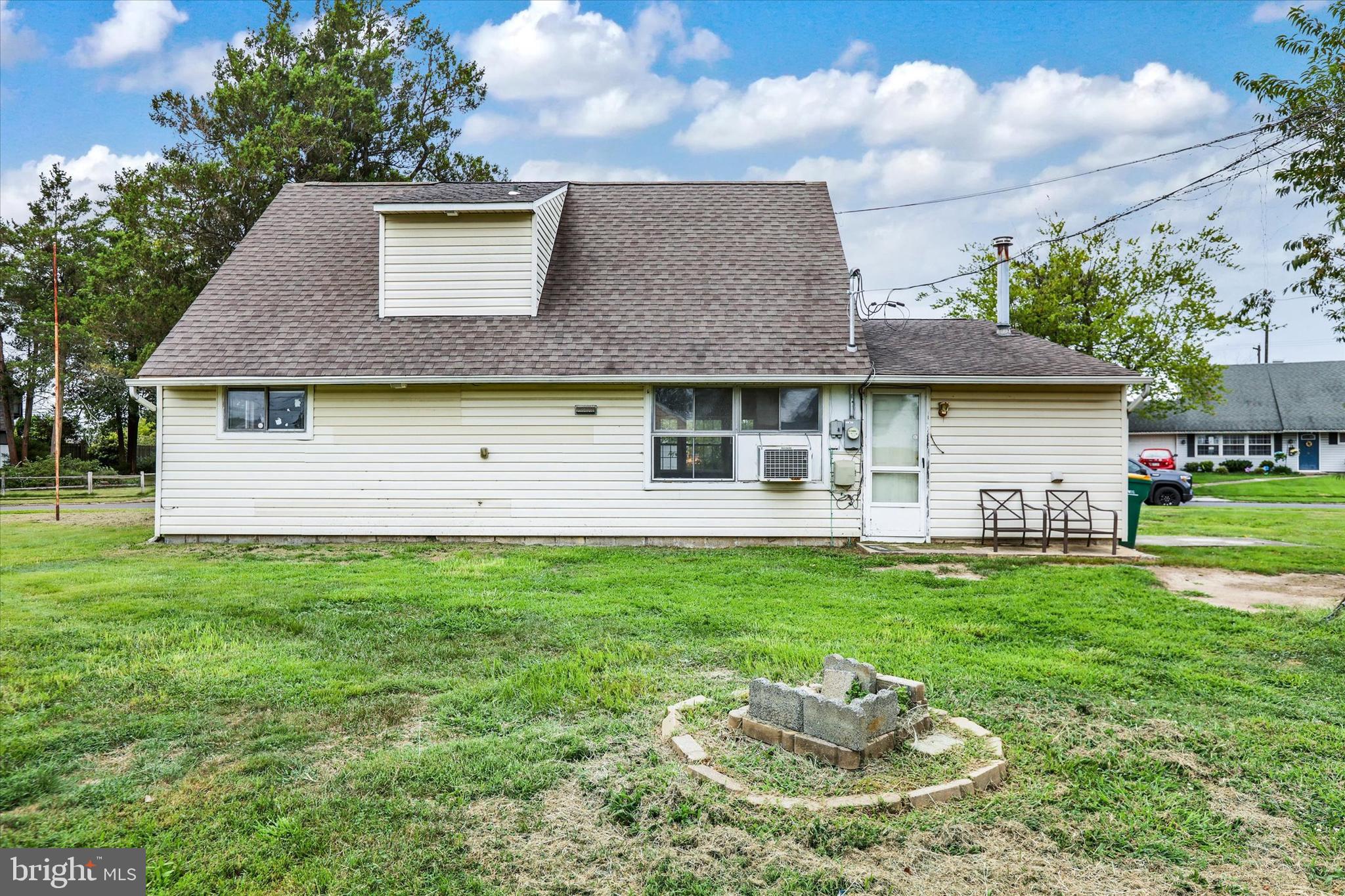 72 Plumtree Road Levittown, PA 19056 - Photo 30 of 31 Gallery Image 30