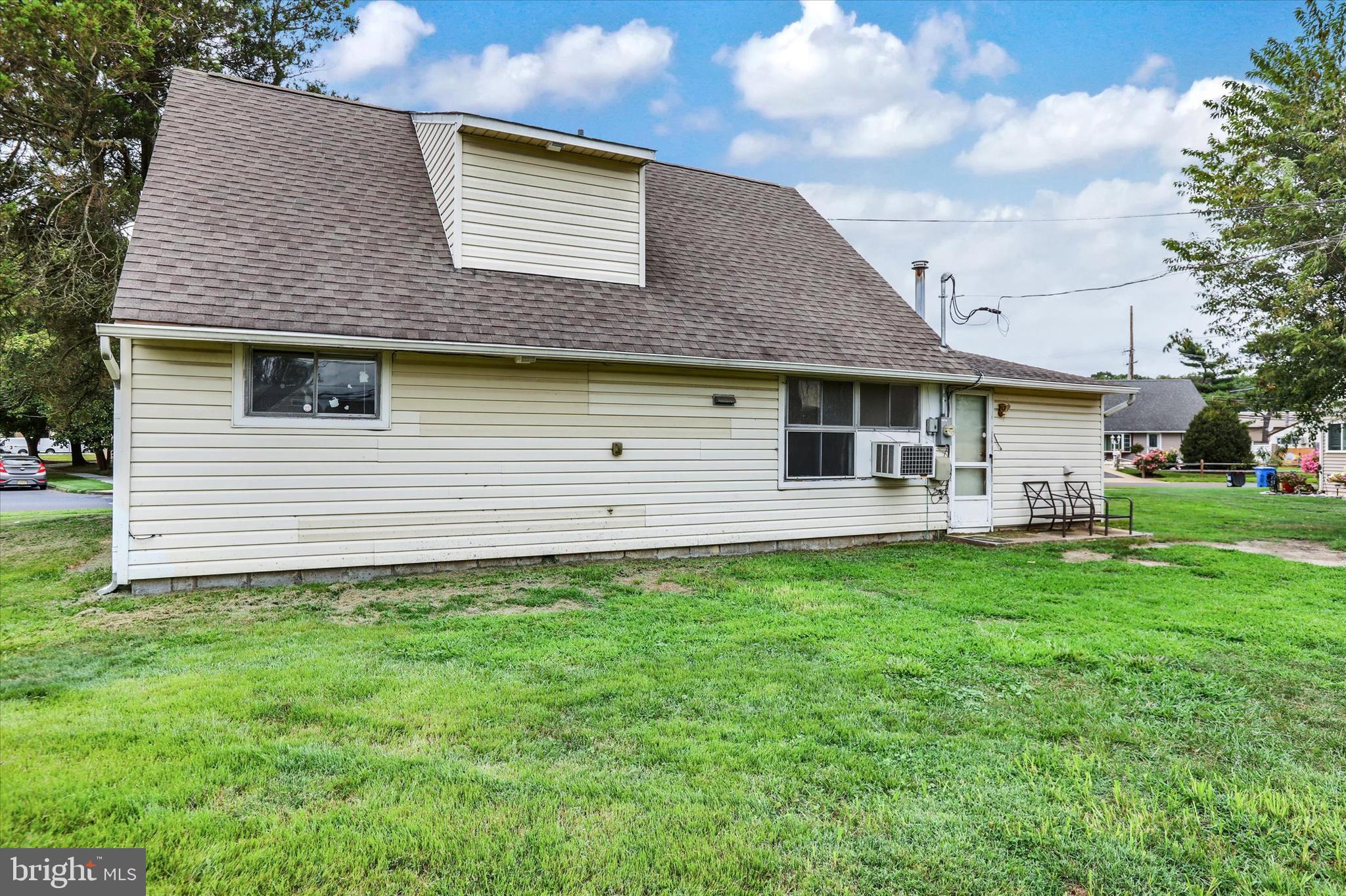 72 Plumtree Road Levittown, PA 19056 - Photo 31 of 31 Gallery Image 31