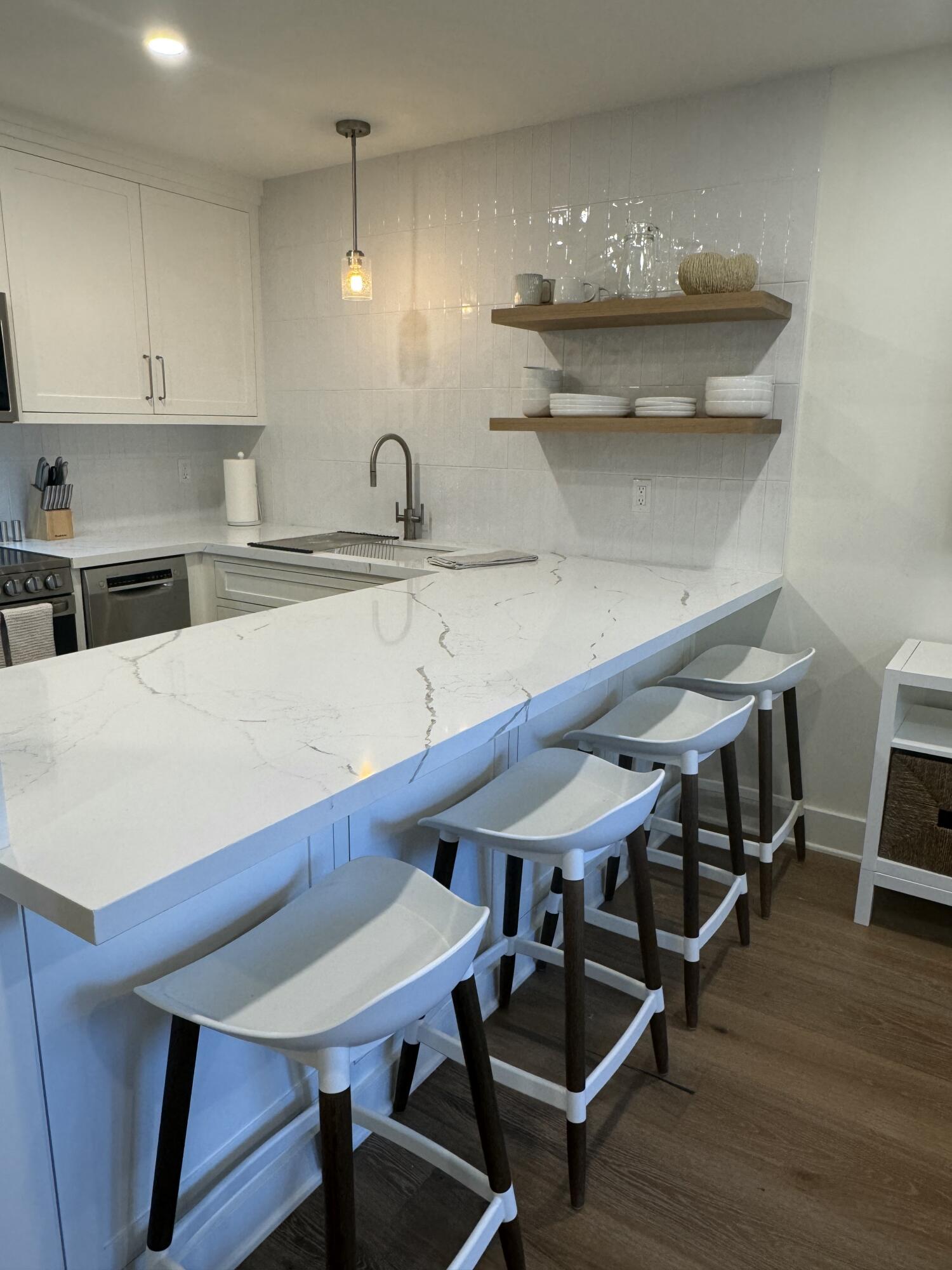 4700 Sandyland Road, Unit 16 Carpinteria, CA 93013 - Photo 4 of 18 tempImageAqlmqd