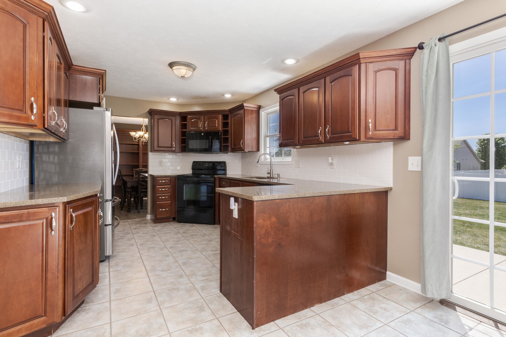 305 Prairie View Drive Hudson, IL 61748 - Photo 18 of 59