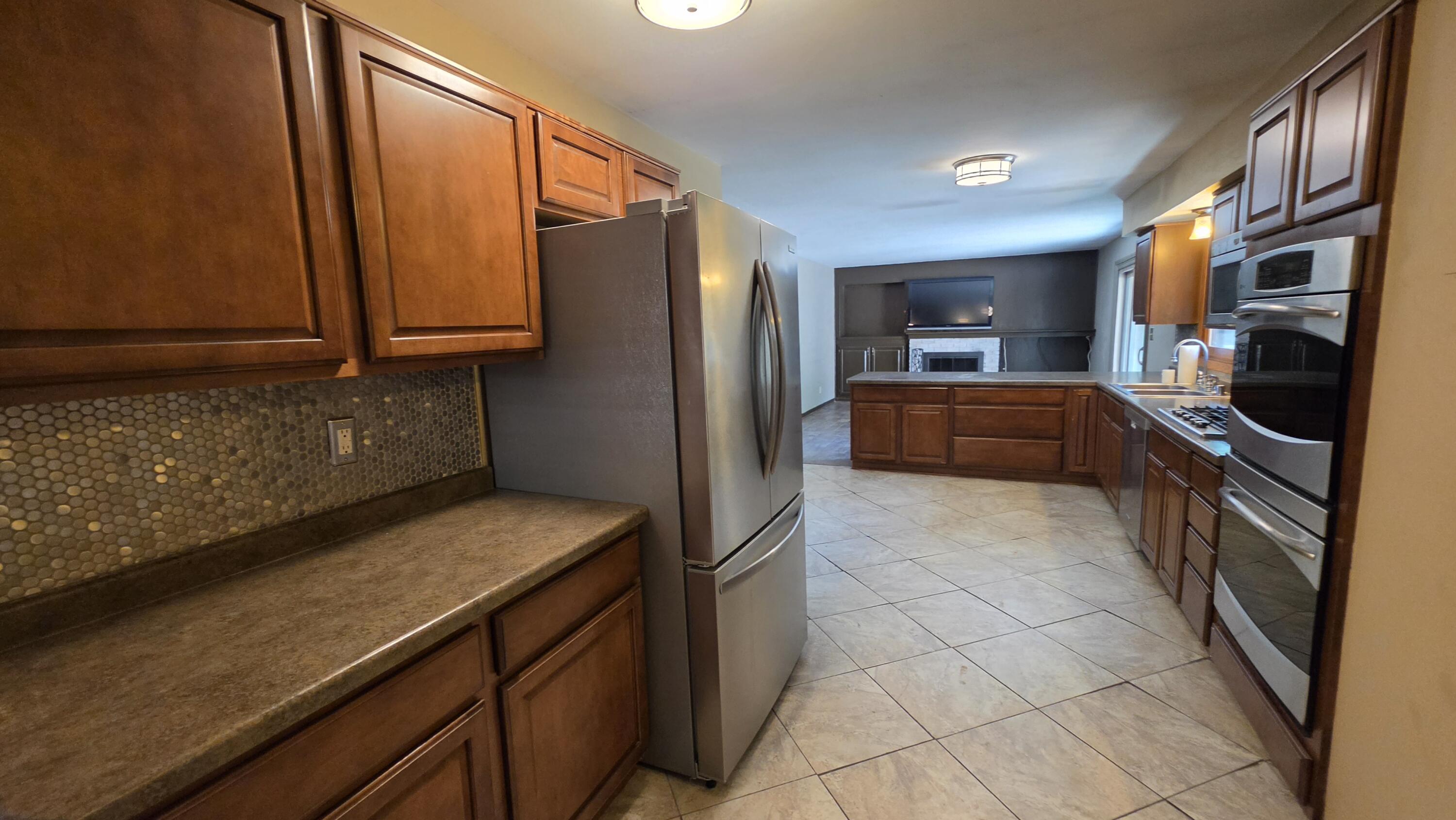 3415 West Cold Spring Road Greenfield, WI 53221 - Photo 5 of 16 20260710_083858