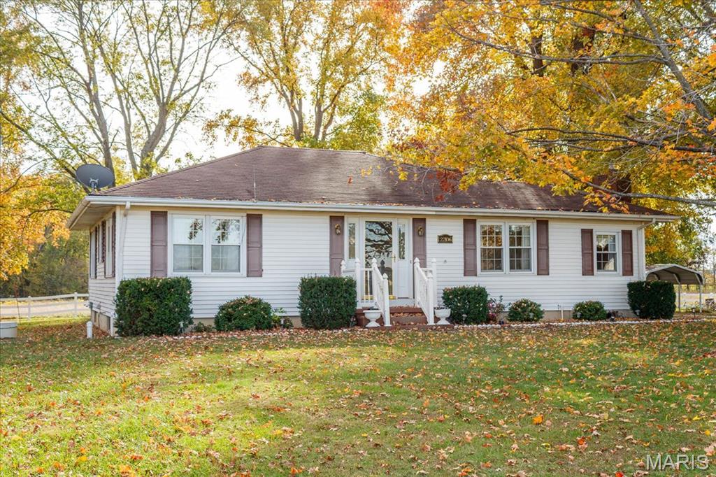 22106 Hammel Road Carlyle, IL 62231 - Photo 3 of 48