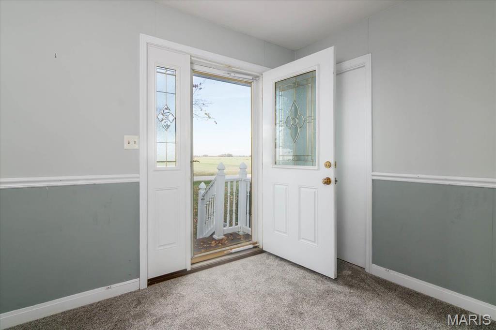 22106 Hammel Road Carlyle, IL 62231 - Photo 5 of 48