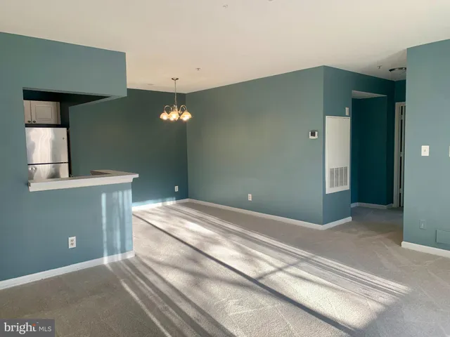 $1,850 | 20301 Beechwood Terrace, Unit 201, Ashburn, VA 20147