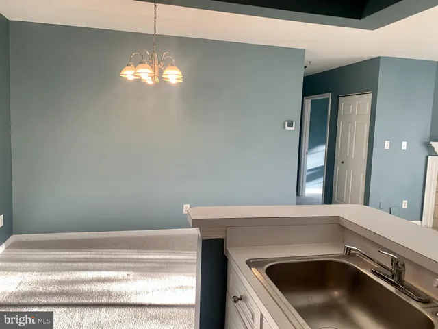 $1,850 | 20301 Beechwood Terrace, Unit 201, Ashburn, VA 20147