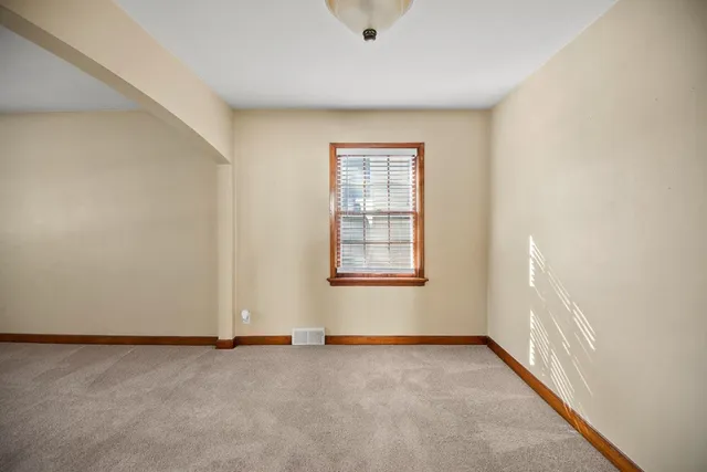 $1,500 | 1700 East Menlo Boulevard, Shorewood, WI 53211