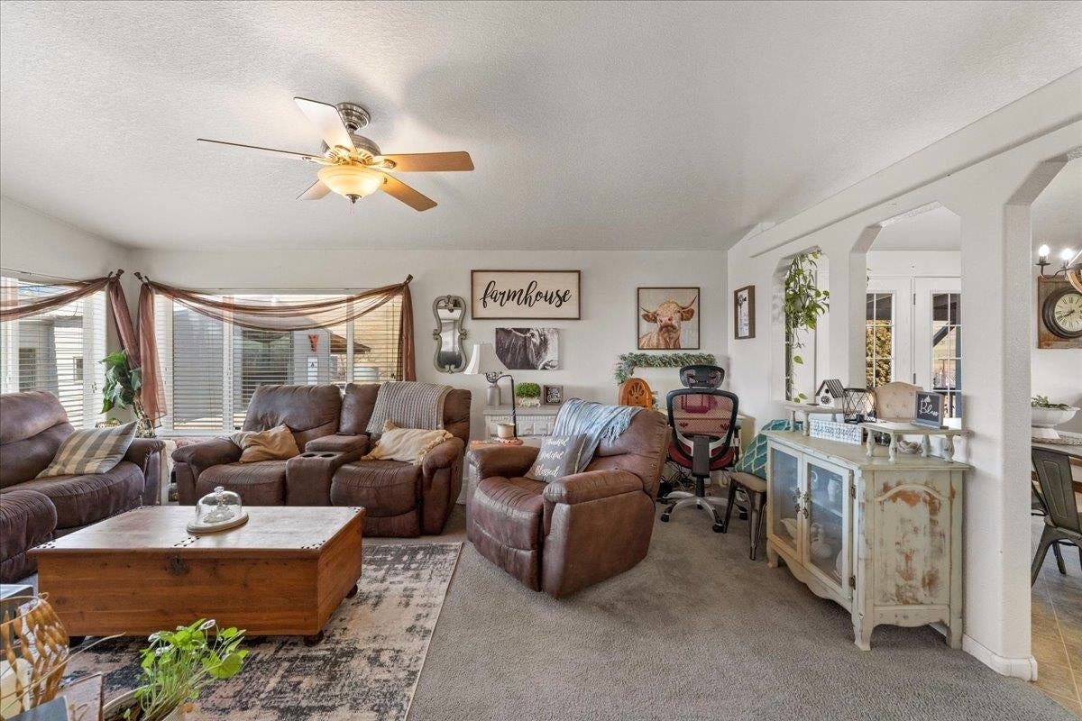 11223 York Road Montague, CA 96064 - Photo 8 of 39 Gallery Image 8