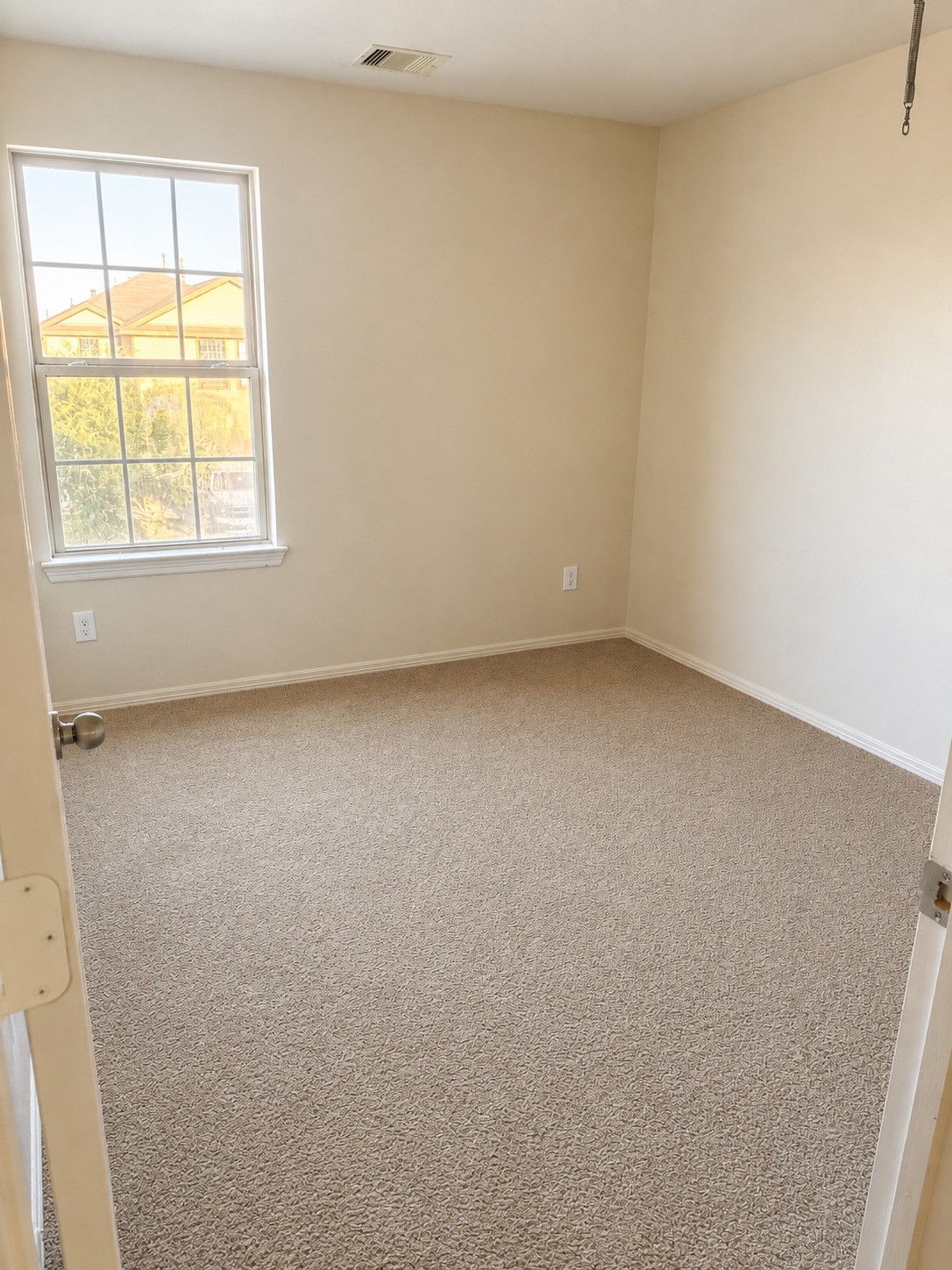 9735 Raisbeck Place Houston, TX 77044 - Photo 7 of 14 Gallery Image 7