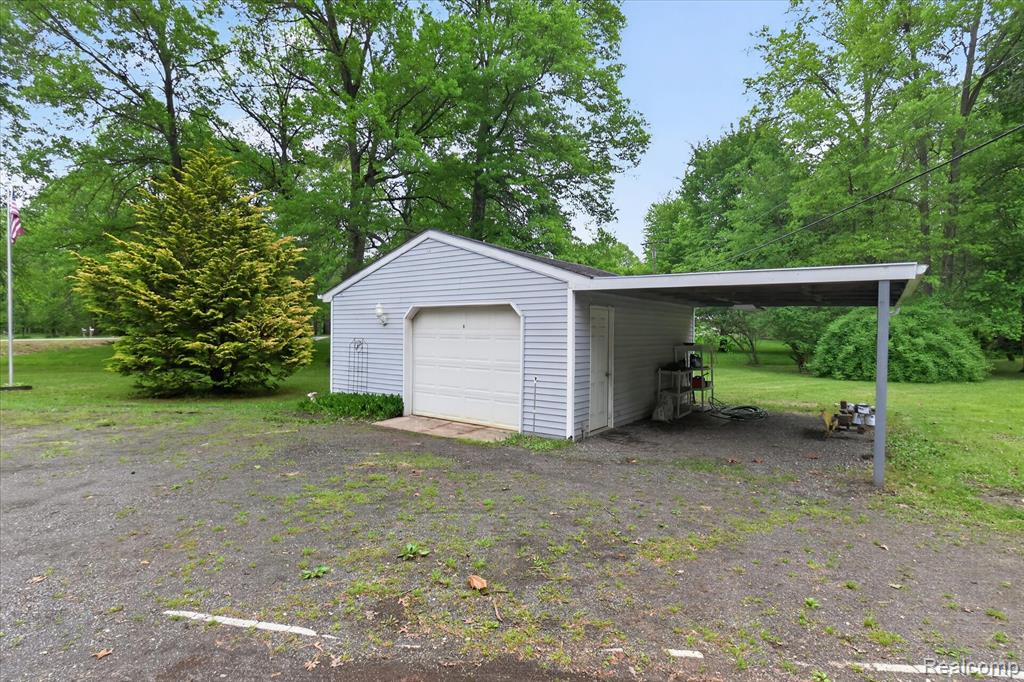 41303 Harris Road Belleville, MI 48111 - Photo 41 of 49