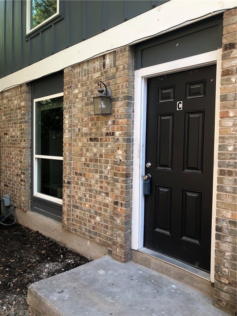 5903 Cougar Drive, Unit C Austin, TX 78745 - Photo 2 of 16