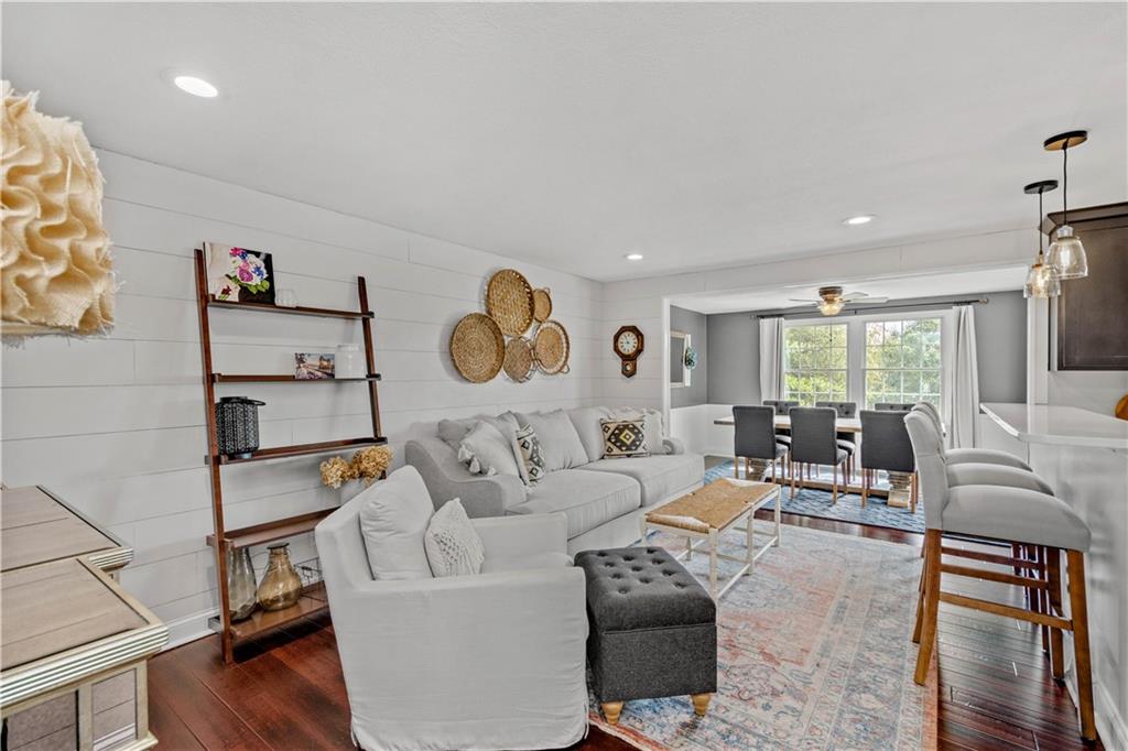 1316 Rolling Meadow Road Pittsburgh, PA 15241 - Photo 8 of 38 Gallery Image 8