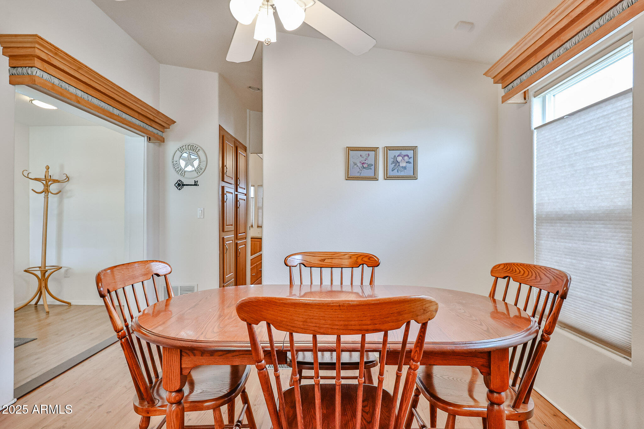 17200 West Bell Road, Unit 1185 Surprise, AZ 85374 - Photo 11 of 44 a view of a dining room with furniture