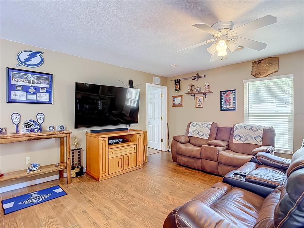 3008 Ripplewood Drive Seffner, FL 33584 - Photo 22 of 79