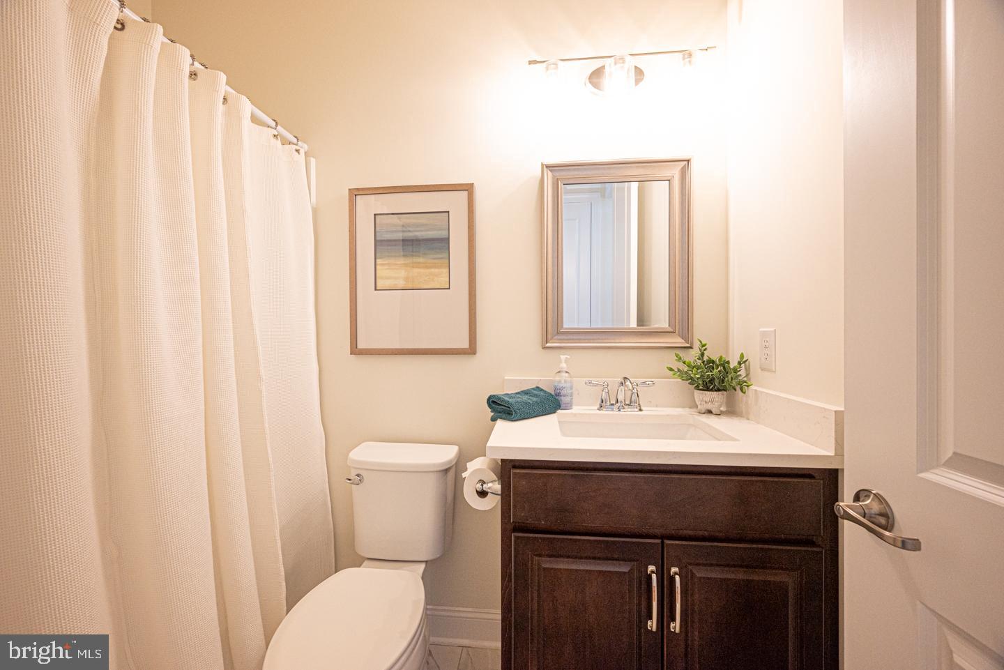 814 Paddock Road Downingtown, PA 19335 - Photo 31 of 55 Second full bath on the first floor!
