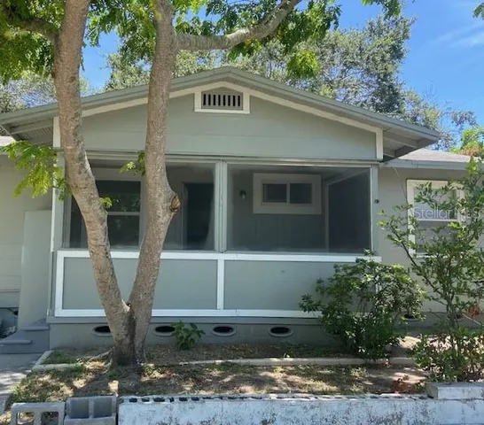 $1,095 | 962 19th Avenue South, Unit A, St. Petersburg, FL 33705